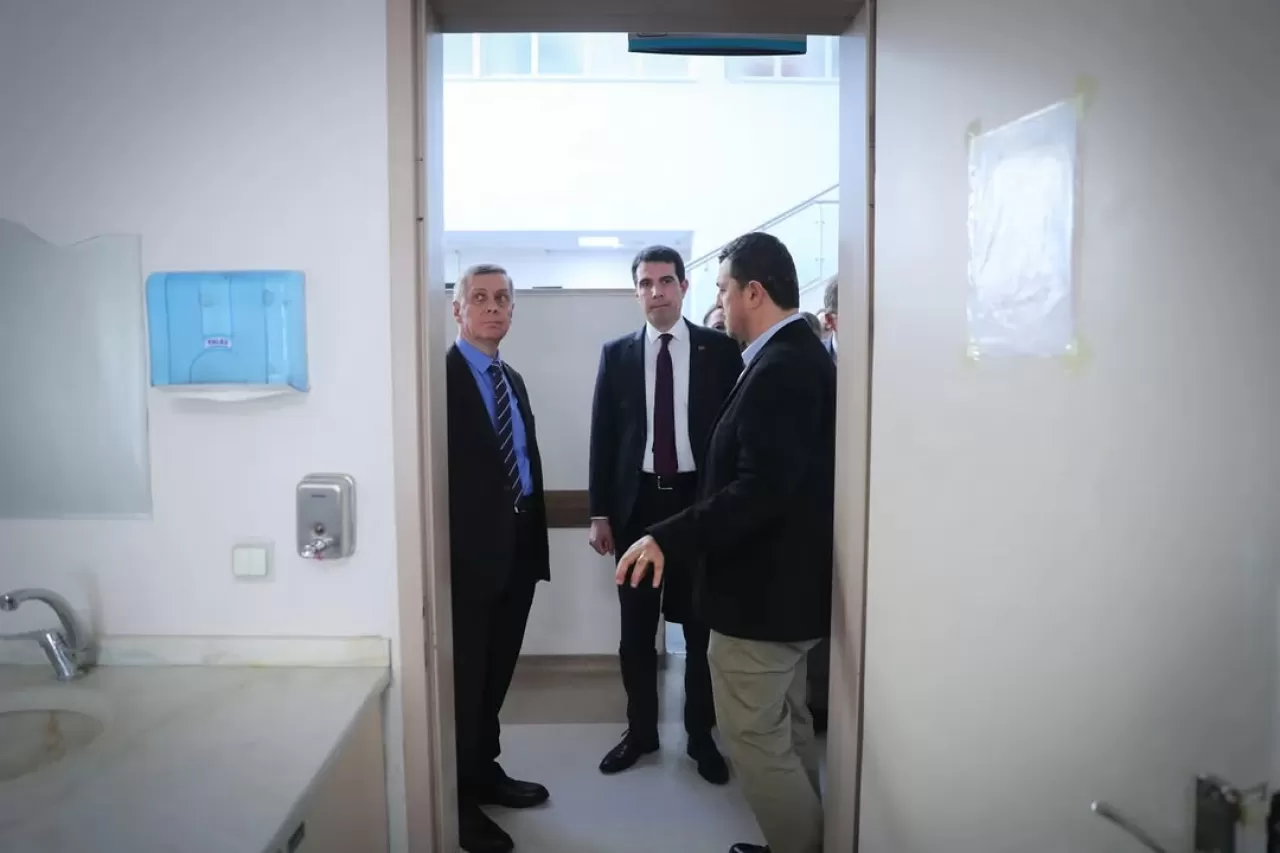 Ankara Vali Yardımcısı Metin Selçuk, AMATEM'i Ziyaret Etti