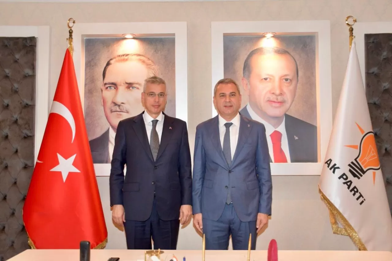 Prof. Dr. Kemal Memişoğlu, Alanya'da Teşkilat Ziyareti Gerçekleştirdi