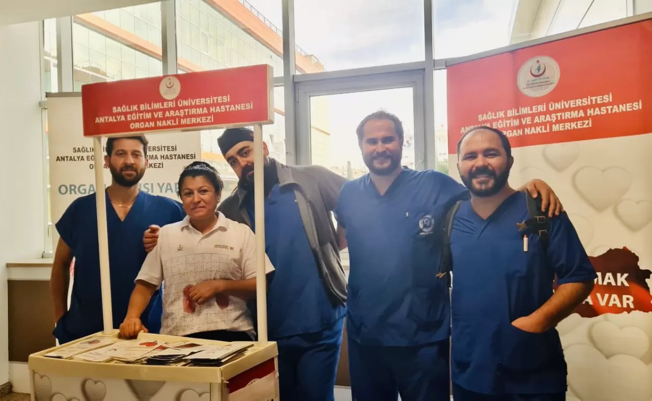 Antalya Eğitim ve Araştırma Hastanesi'nden Organ Bağışı Haftası'nda Anlamlı Etkinlik