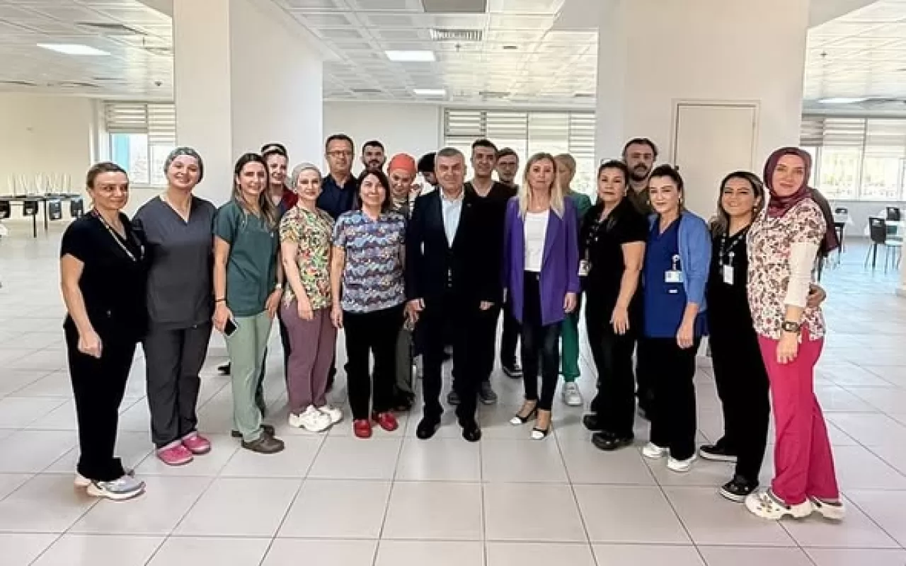 Kepez Devlet Hastanesi'nde Yeni Ameliyathane İçin Kahvaltılık Teşekkür