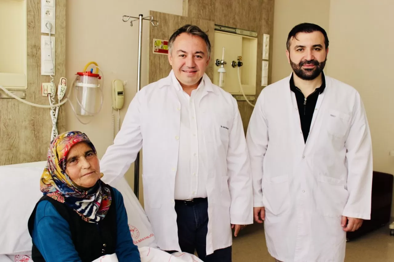 29 Yıllık Böbrek Hastasına 45 Dakikada Nakil Umudu