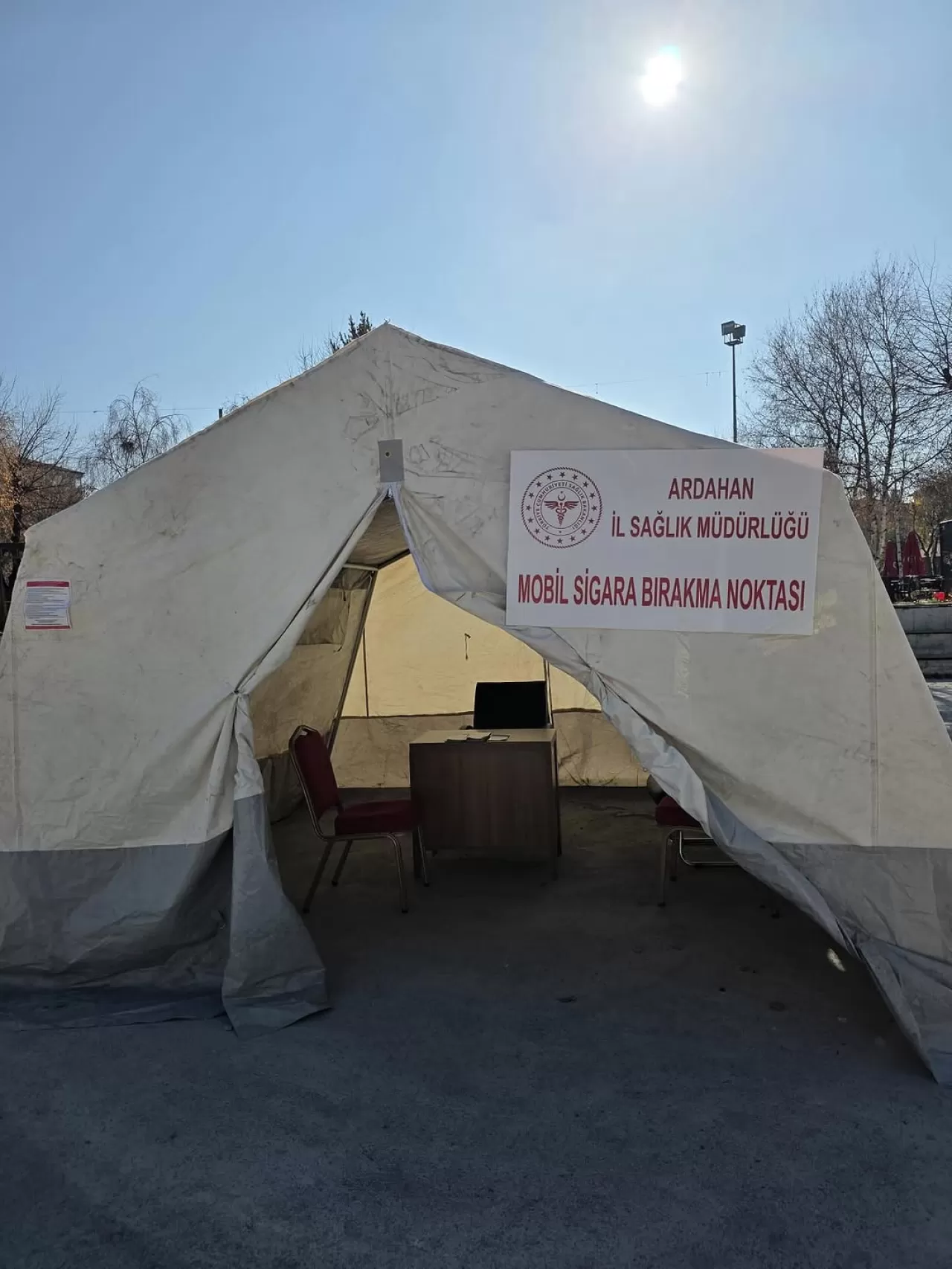 Ardahan'da Mobil Sigara Bırakma Noktası Hizmete Açıldı