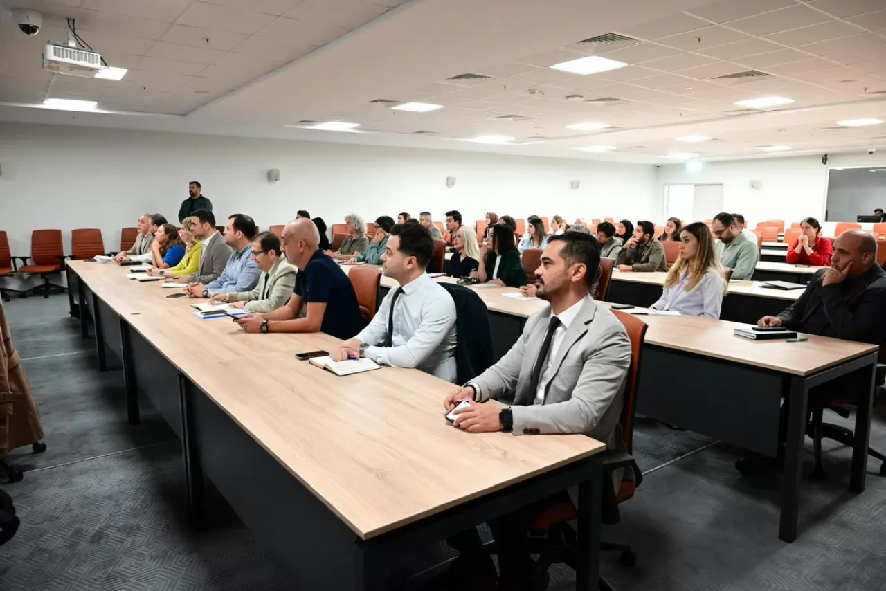Antalya Şehir Hastanesi'nde Değerlendirme Toplantısı Yapıldı