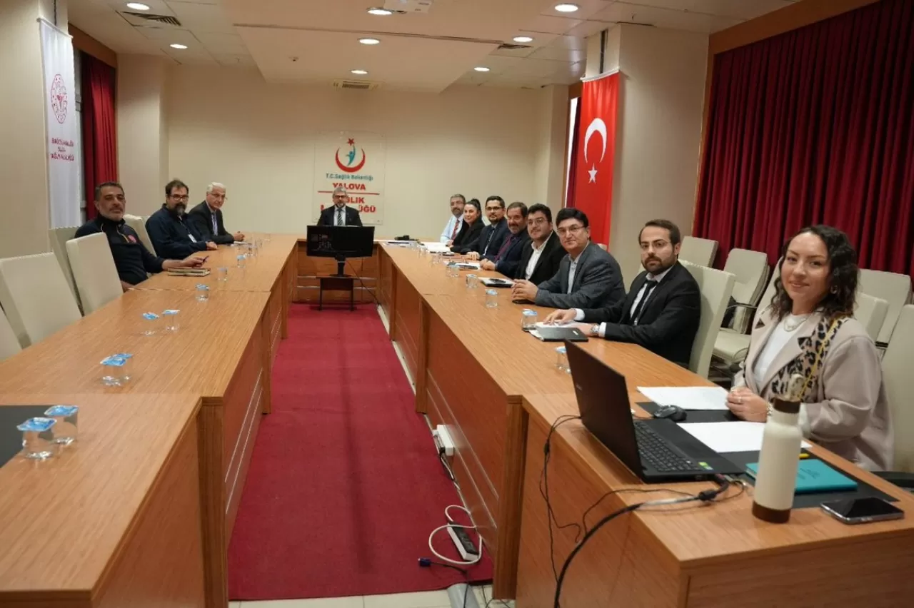 Yalova'da Sağlık Hizmetleri Yönetimi Toplantısı Gerçekleştirildi