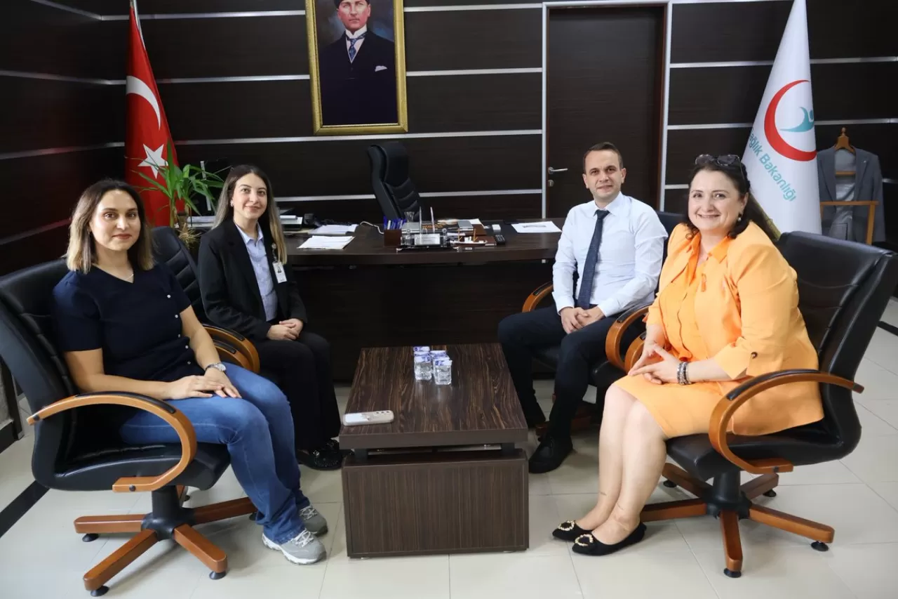 LÖSEV Sakarya Temsilcileri SAÜEAH'de Bilgilendirme Ziyareti Gerçekleştirdi