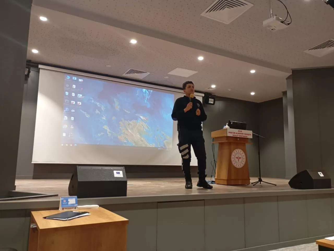 Kilis'te Hastane Personeline Siber Güvenlik Eğitimi