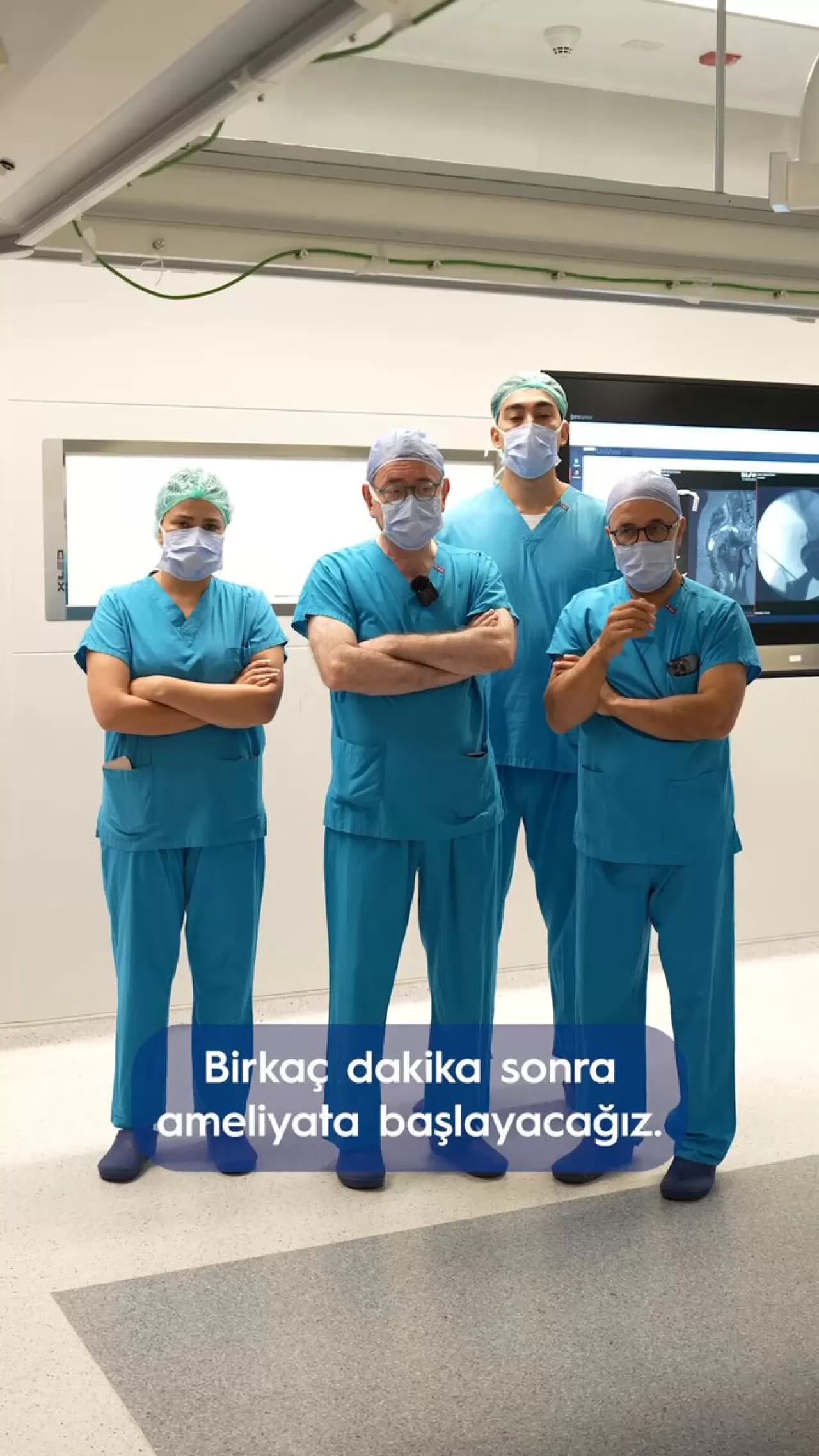 Prof. Dr. Javad Parvizi, Enfekte Protezleri Tek Ameliyatla Değiştirdi