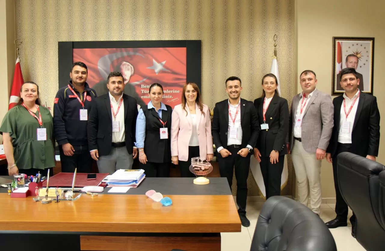 PARHAD Denizli İl Başkanlığı, İl Sağlık Müdürü Berna Öztürk'ü Ziyaret Etti