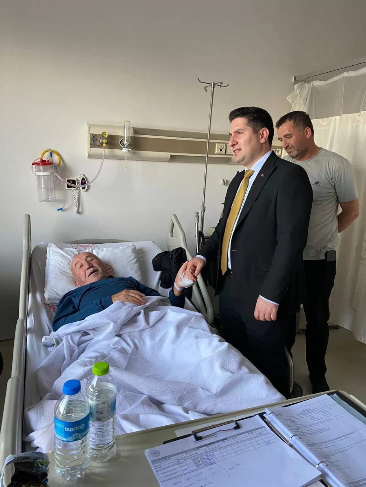 Sakarya İl Sağlık Müdürü Özdemir, Hastaları Ziyaret Etti