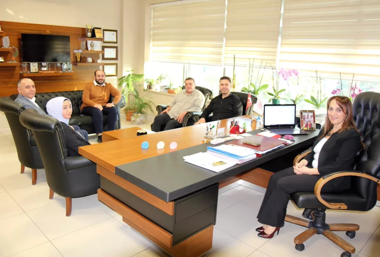 AK Parti Buldan İlçe Başkanı ve Yönetimi, Denizli İl Sağlık Müdürü'nü Ziyaret Etti