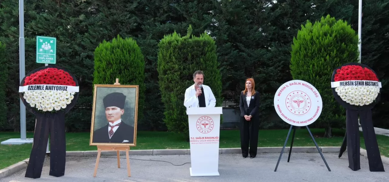 Mersin Şehir Hastanesi'nde Atatürk'ü Anma Töreni Düzenlendi
