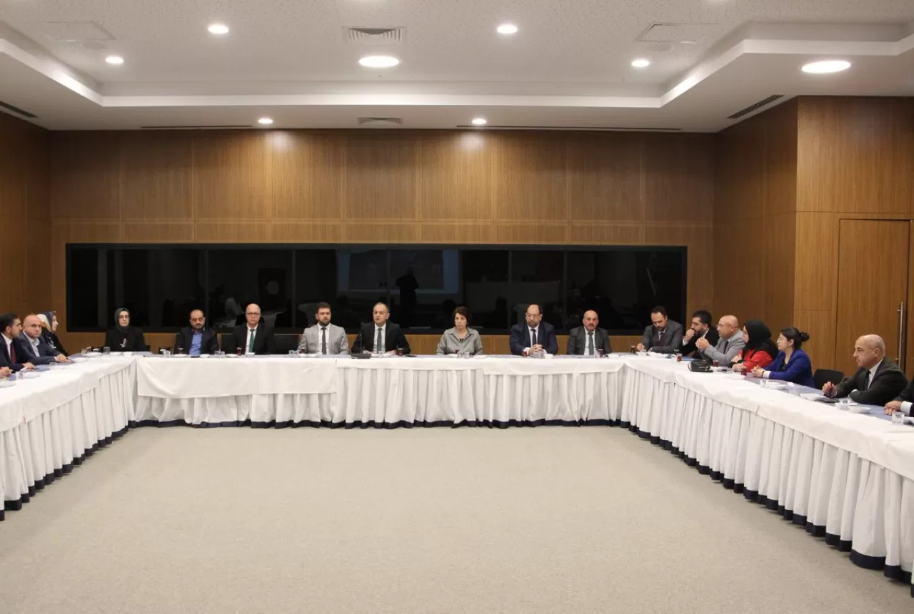 Elazığ Fethi Sekin Şehir Hastanesi'nde Hizmet Değerlendirme Toplantısı Yapıldı