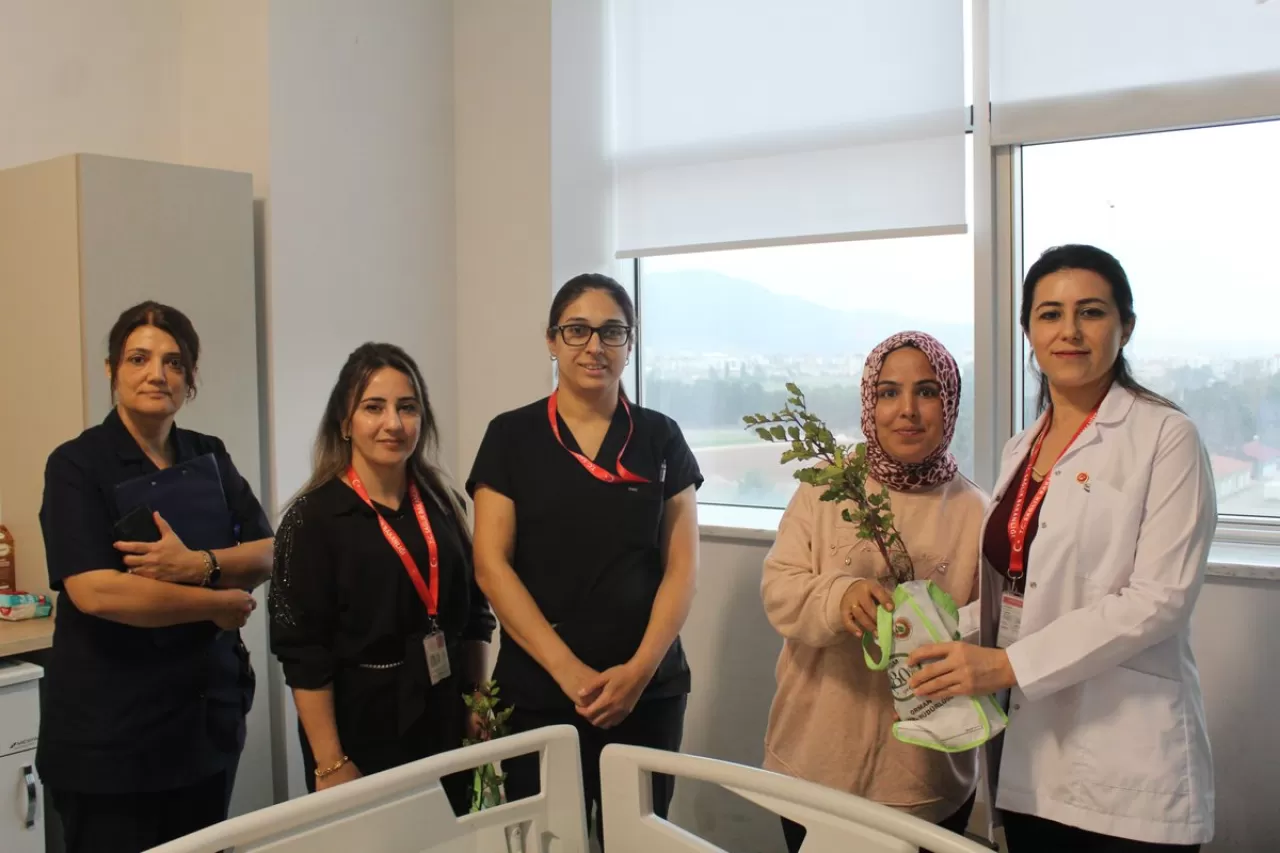 Osmaniye Devlet Hastanesi'nden Minik Hastalara Fidan Desteği