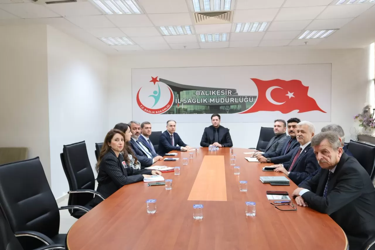 Balıkesir İl Sağlık Müdürlüğü'nde Haftalık Değerlendirme Toplantısı Gerçekleştirildi