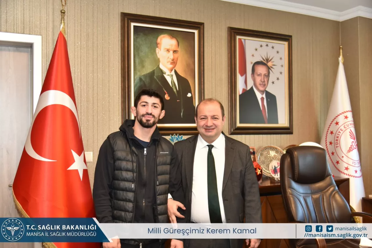 Avrupa ve Dünya Şampiyonu Kerem Kamal, Manisa İl Sağlık Müdürü'nü Ziyaret Etti