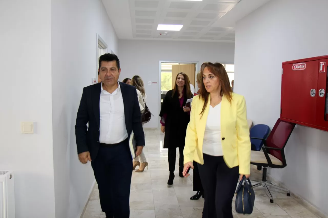 Denizli İl Sağlık Müdürü Berna Öztürk, Buldan Göğüs Hastalıkları Hastanesi'nde İncelemelerde Bulundu