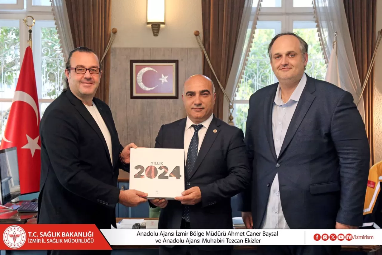 Anadolu Ajansı Temsilcileri İzmir İl Sağlık Müdürü'nü Ziyaret Etti
