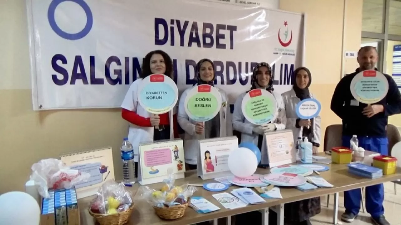 Mardin'de Dünya Diyabet Günü'nde Farkındalık Etkinliği Düzenlendi