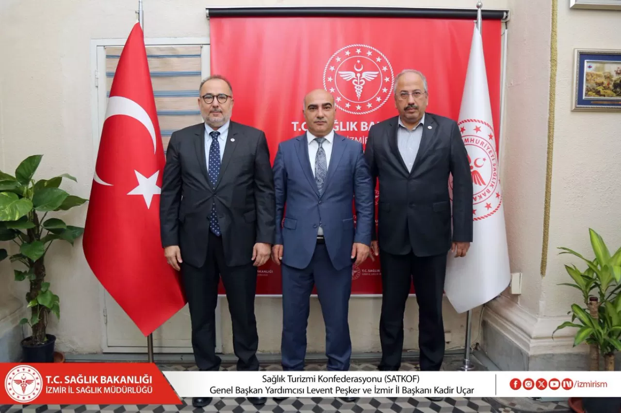 Sağlık Turizmi Konfederasyonu Temsilcileri İzmir İl Sağlık Müdürü'nü Ziyaret Etti