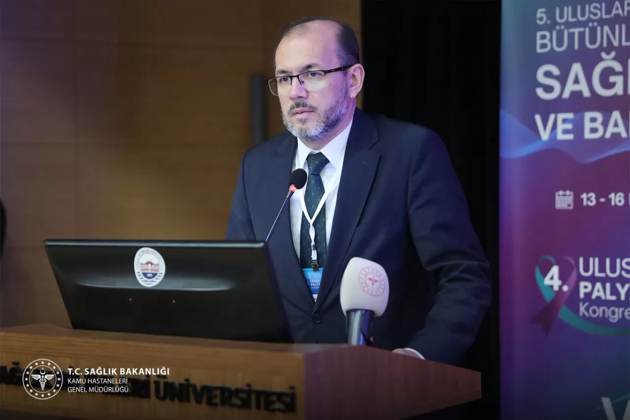 Evde Sağlık ve Palyatif Bakım Zirvesi İstanbul'da Başladı