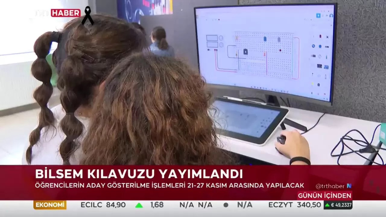 Mersin Şehir Hastanesi'nden Çevreci Proje: Geri Dönüştürülmüş Paletler Oturma Grubu Oldu