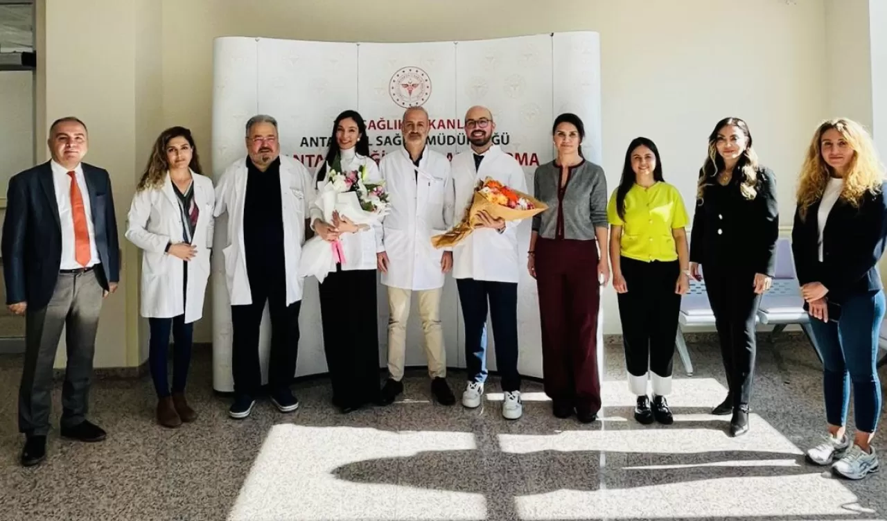 Antalya'da İki Hekim Aile Hekimliği Uzmanı Oldu