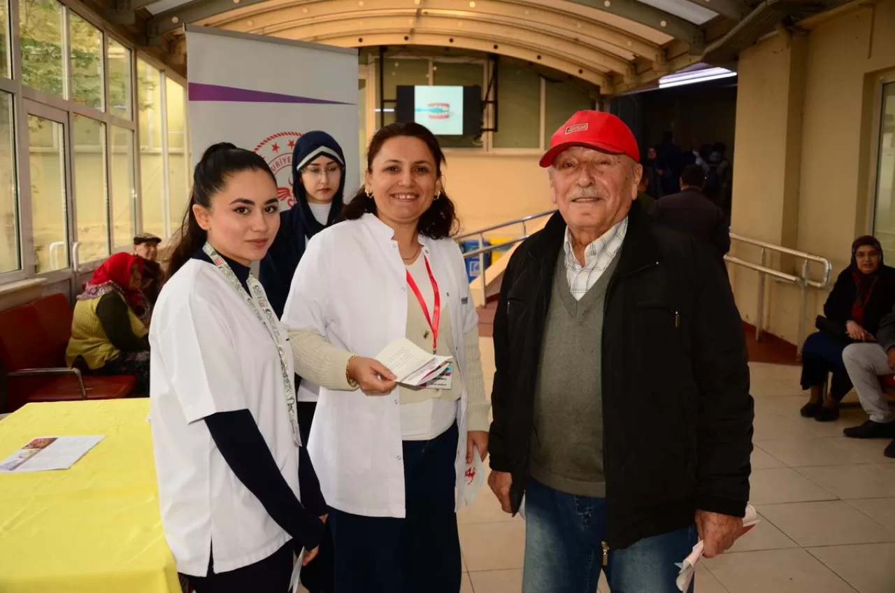 Bartın'da Dünya İnme Günü'nde Farkındalık Etkinliği Düzenlendi