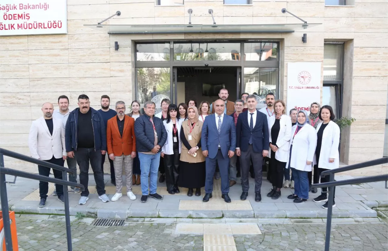 İzmir İl Sağlık Müdürlüğü Heyeti İlçedeki Sağlık Hizmetlerini Yerinde İnceledi