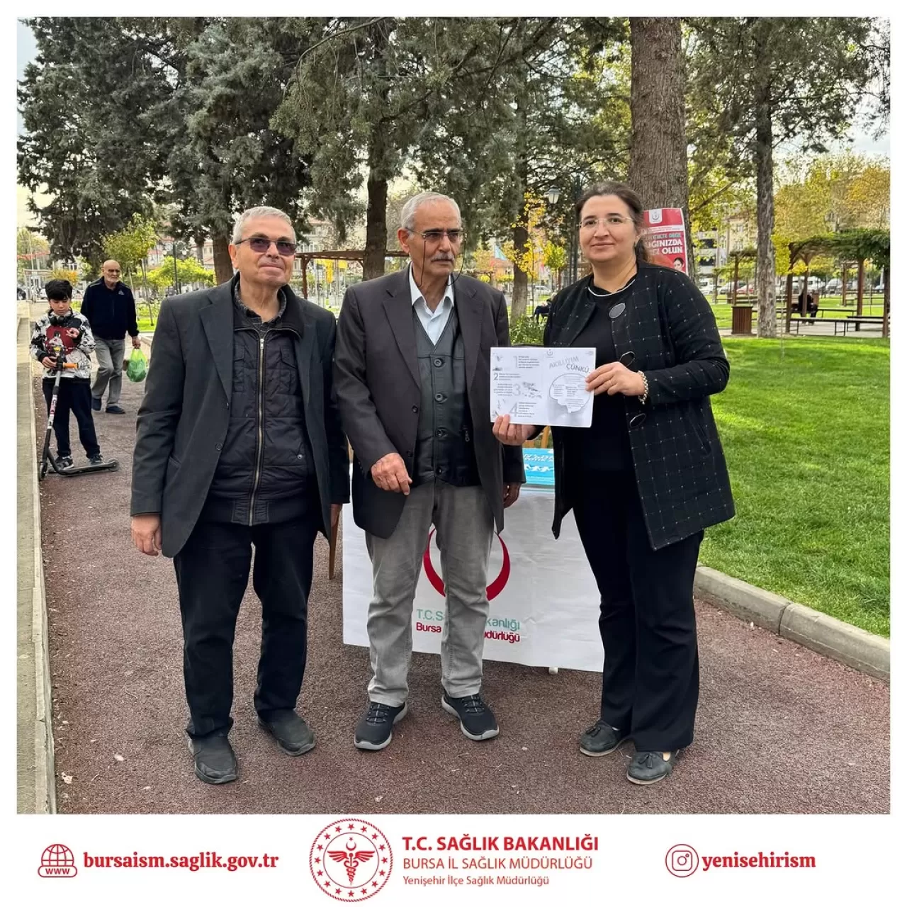 Bursa Yenişehir'de Antimikrobiyal Farkındalık İçin Halka Bilgilendirme