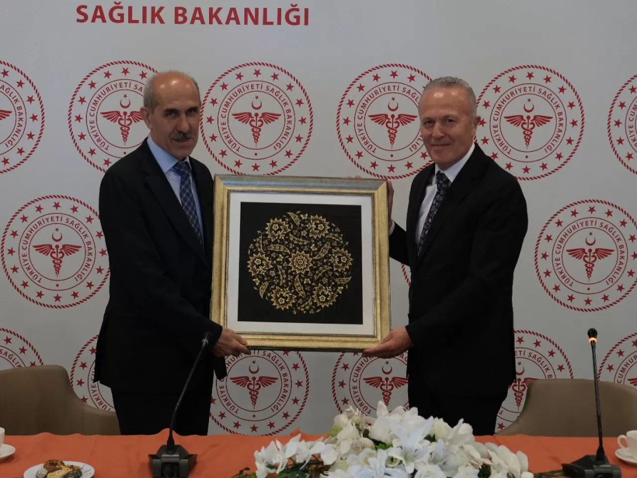 İtalyan Özel Hastaneler Birliği Heyeti Türkiye'de Sağlık Sektörü İş Birliği İçin Görüşmelerde Bulundu