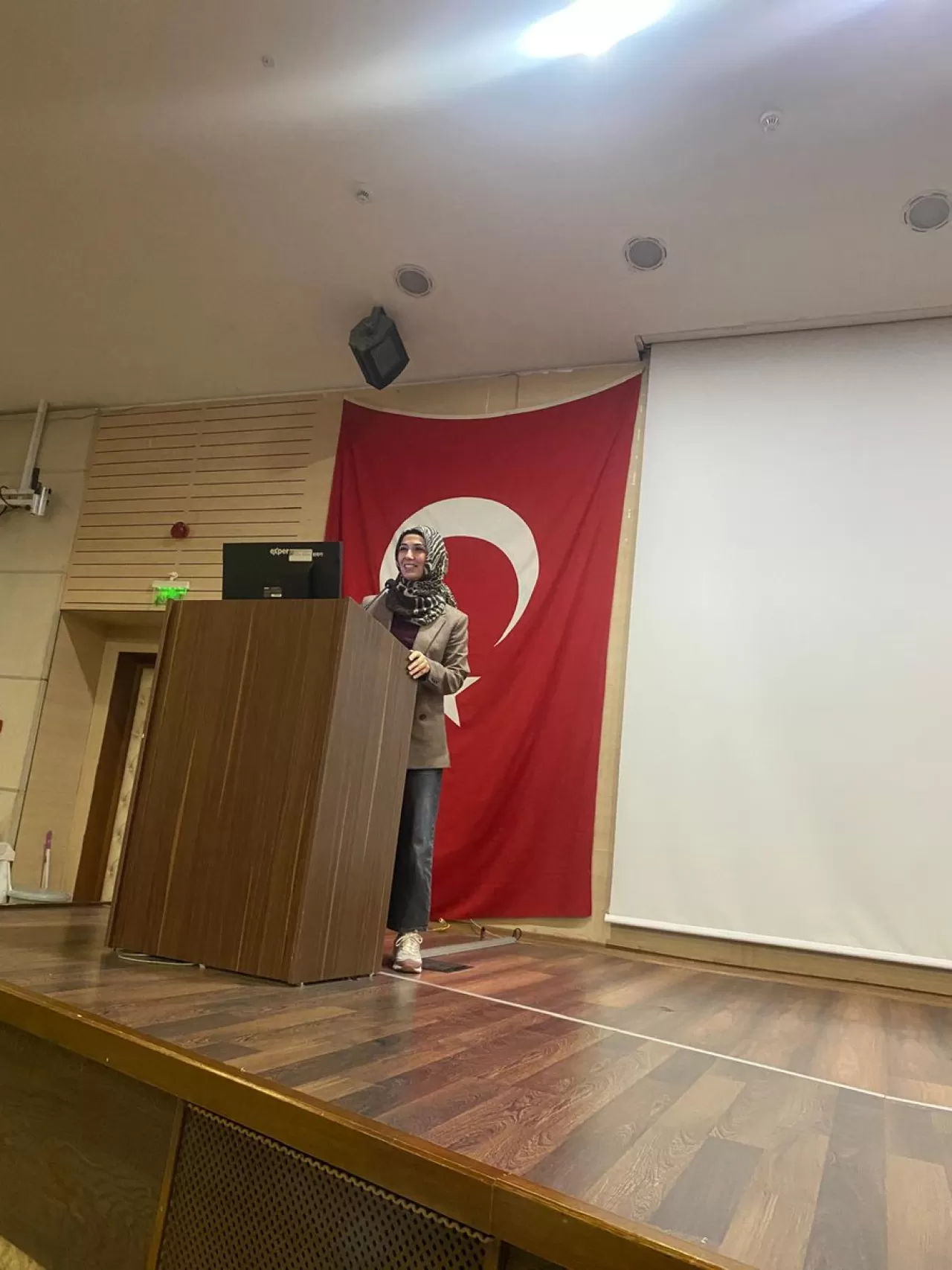 İzmir Atatürk Eğitim ve Araştırma Hastanesi'nde Psikiyatri Hemşireliği Eğitimi Başladı