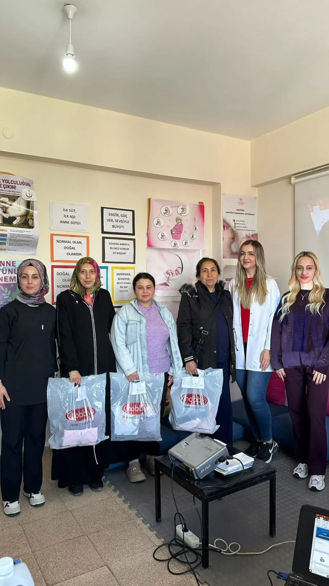 Denizli'de Gebelere Yönelik Bebek Akademisi Eğitimleri Tamamlandı