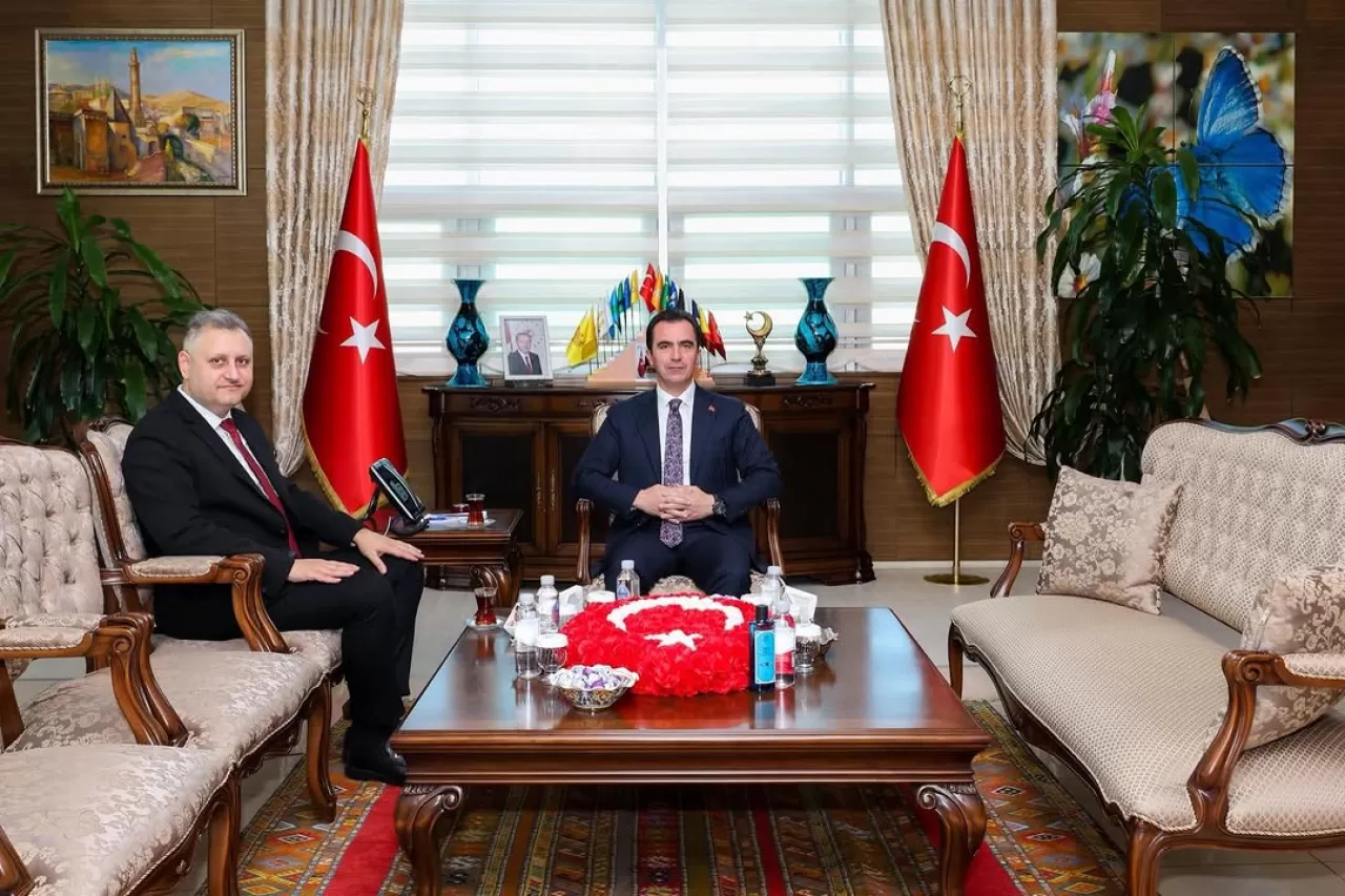 Yeni Bitlis İl Sağlık Müdürü Şaban Ergene, Vali Ahmet Karakaya'yı Ziyaret Etti
