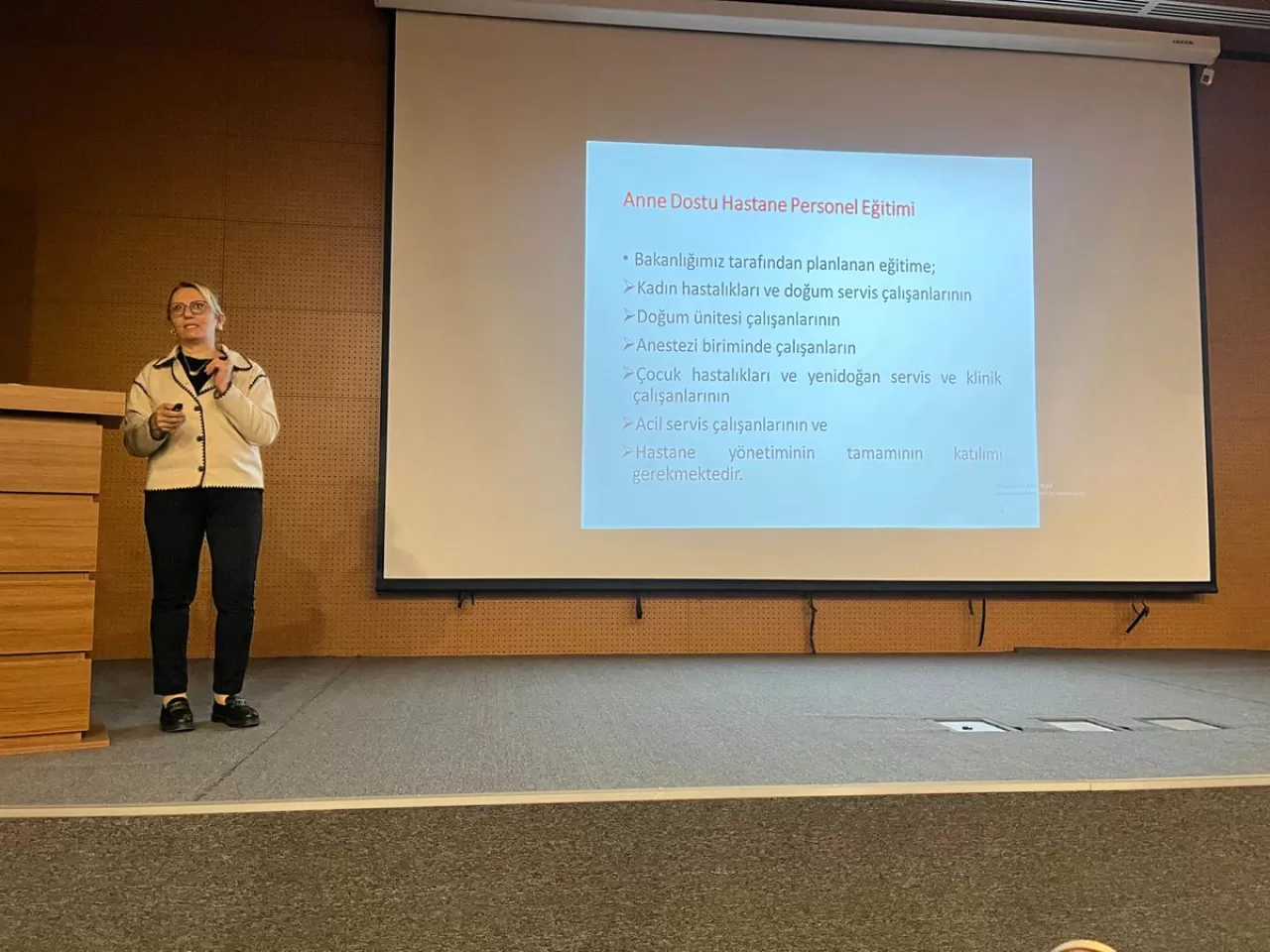 Nizip Devlet Hastanesi'nde Anne Dostu Hastane Programı Kapsamında Personel Eğitimleri Tamamlandı