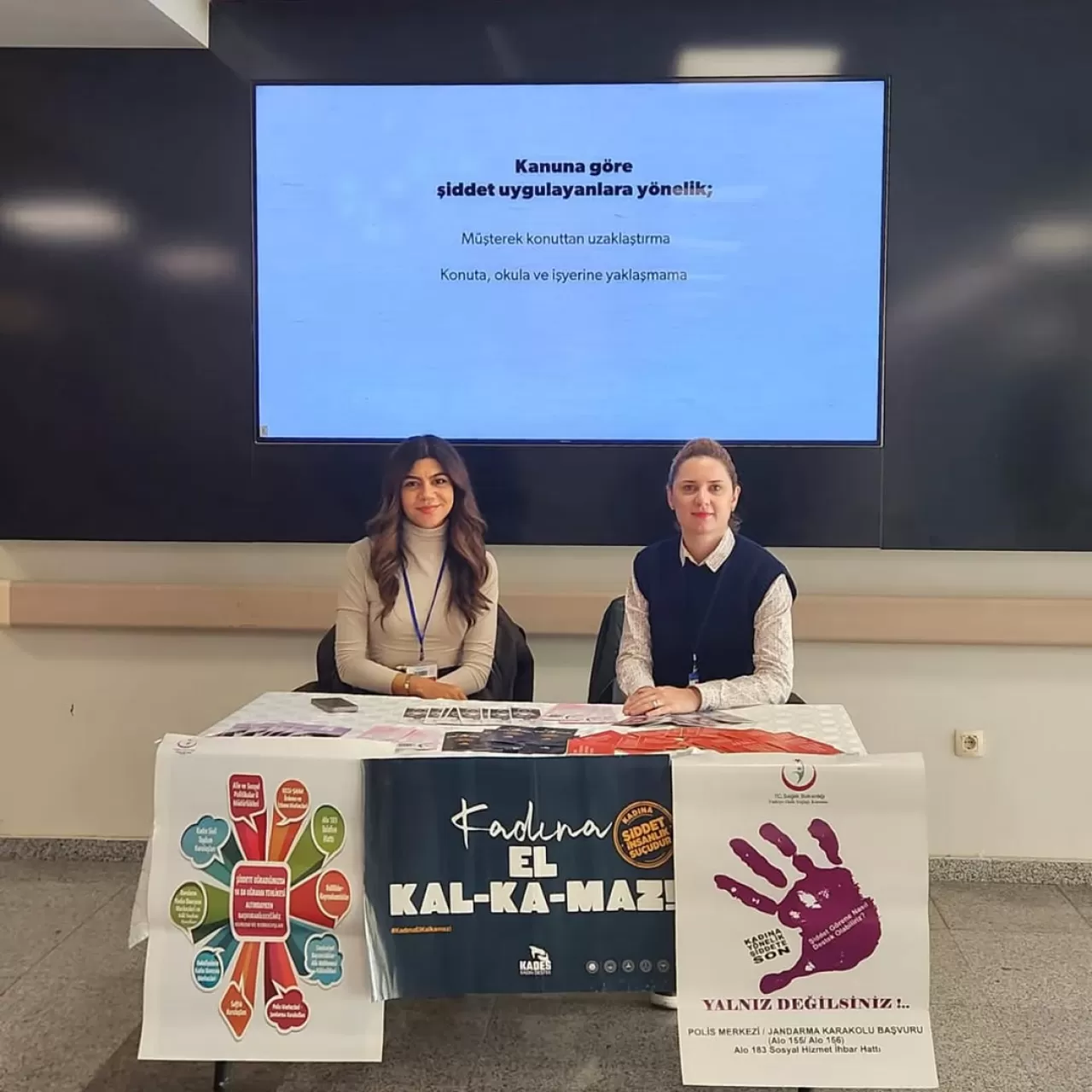 Kocaeli'de Kadına Yönelik Şiddetle Mücadele Günü'nde Bilinçlendirme Çalışması