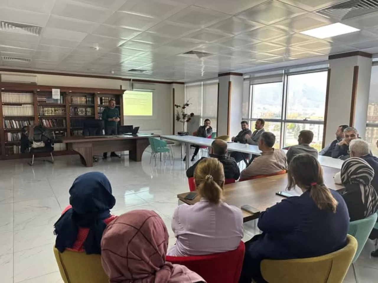 Amasya'da Gençlik Akademisi Eğitimleri Başladı