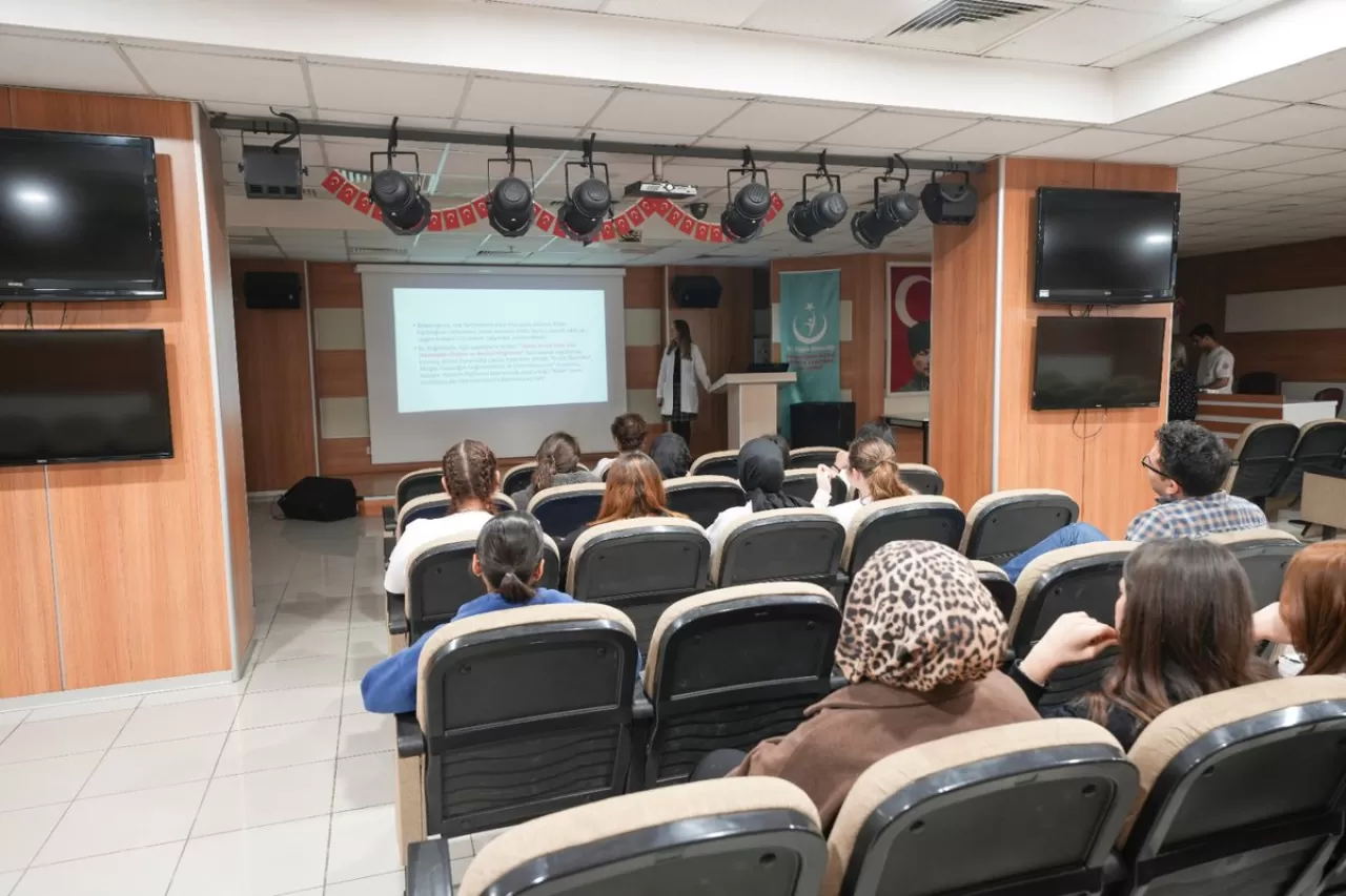 Bursa'da Dünya KOAH Günü'nde Farkındalık Eğitimi Düzenlendi