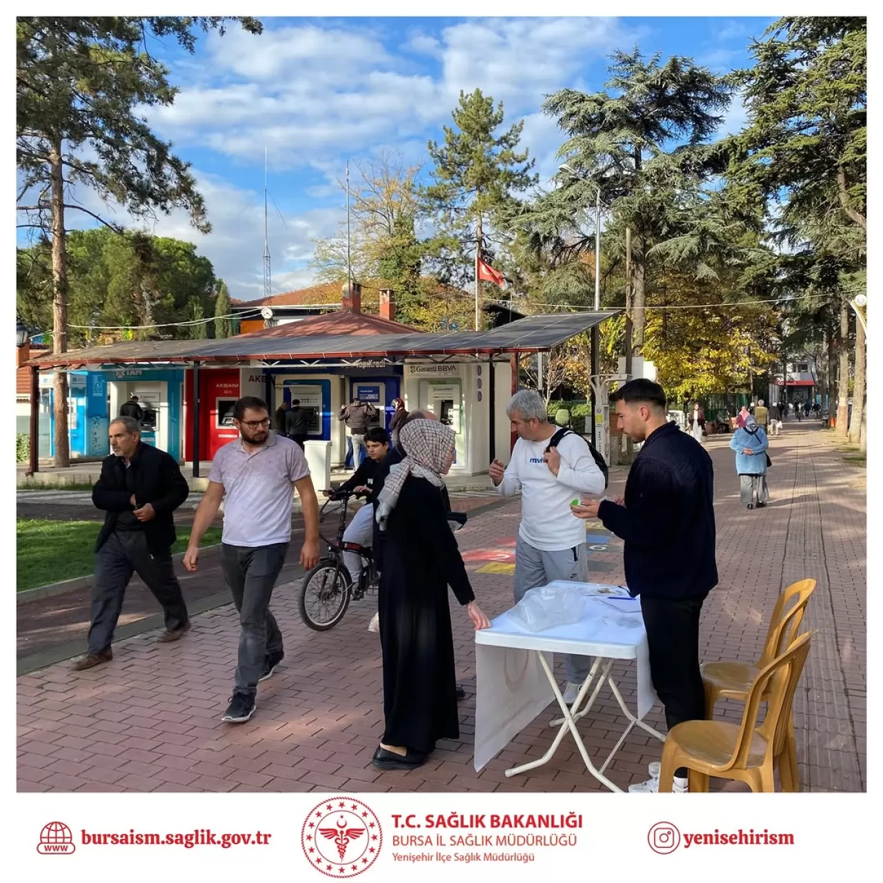 Bursa Yenişehir'de Mobil Sigara Bırakma Polikliniği Vatandaşlarla Buluştu