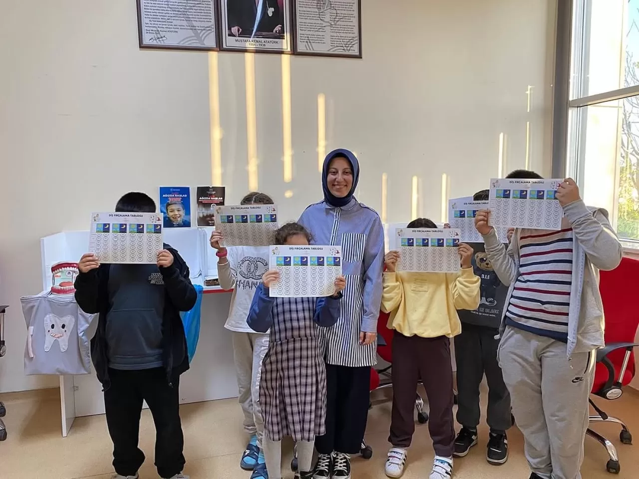 İnegöl'de Çocuk ve Gençlere Yönelik Ağız ve Diş Sağlığı Taraması