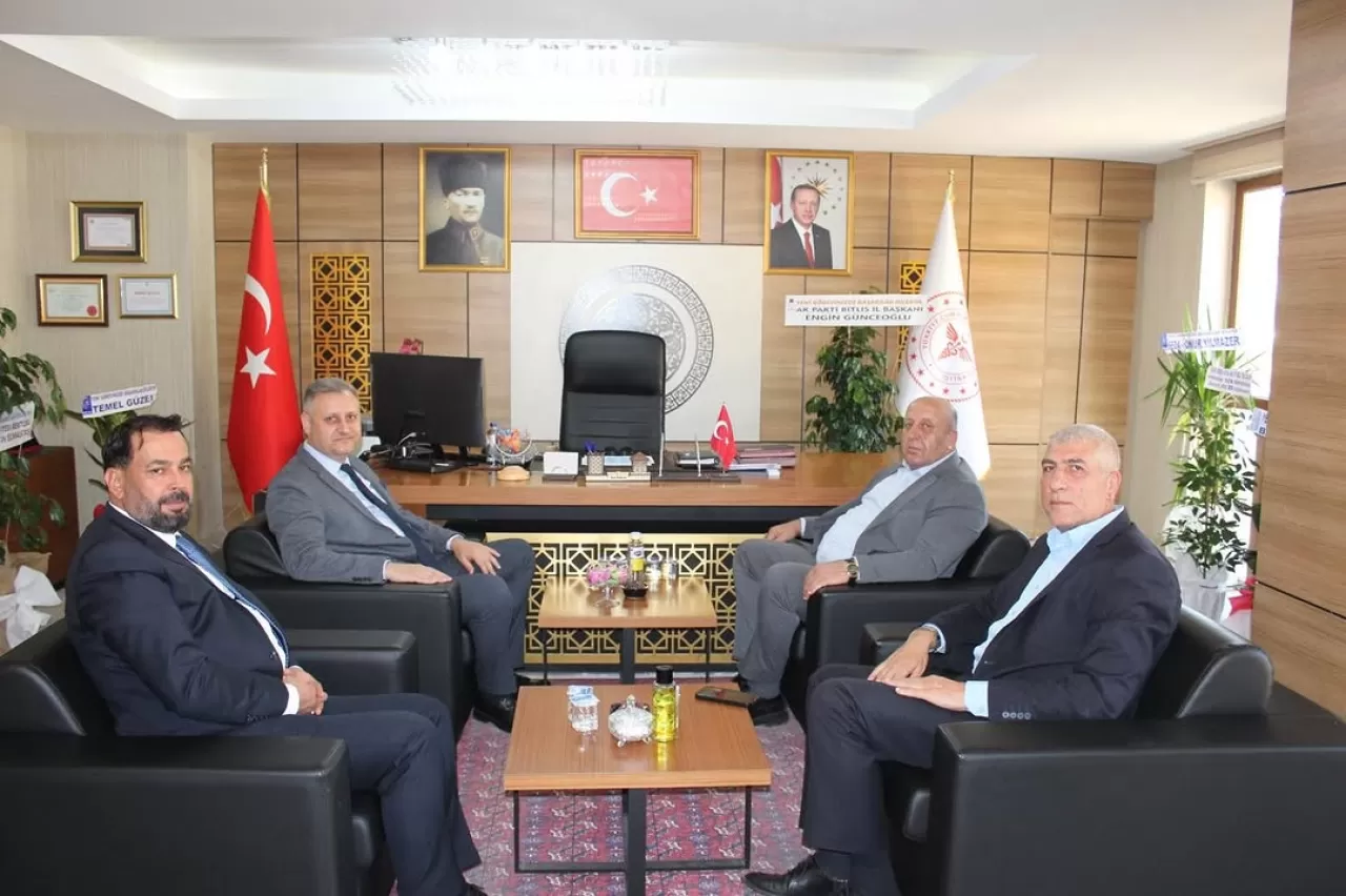MHP Bitlis İl Yönetimi, İl Sağlık Müdürü Doç. Dr. Şaban Ergene'yi Ziyaret Etti