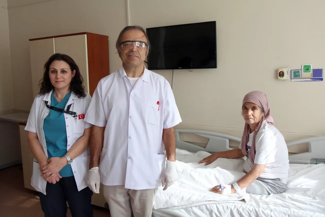 Denizli'de Nadir Görülen Bir Ameliyat: İç Organları Ters Yerleşimli Hastaya Başarılı Müdahale