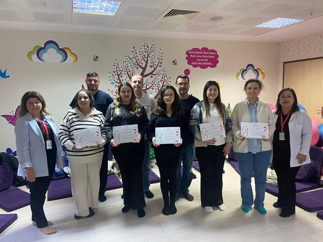 Aydın'da Gebe Okulu Eğitimleri ile Anne Adayları Bilinçleniyor