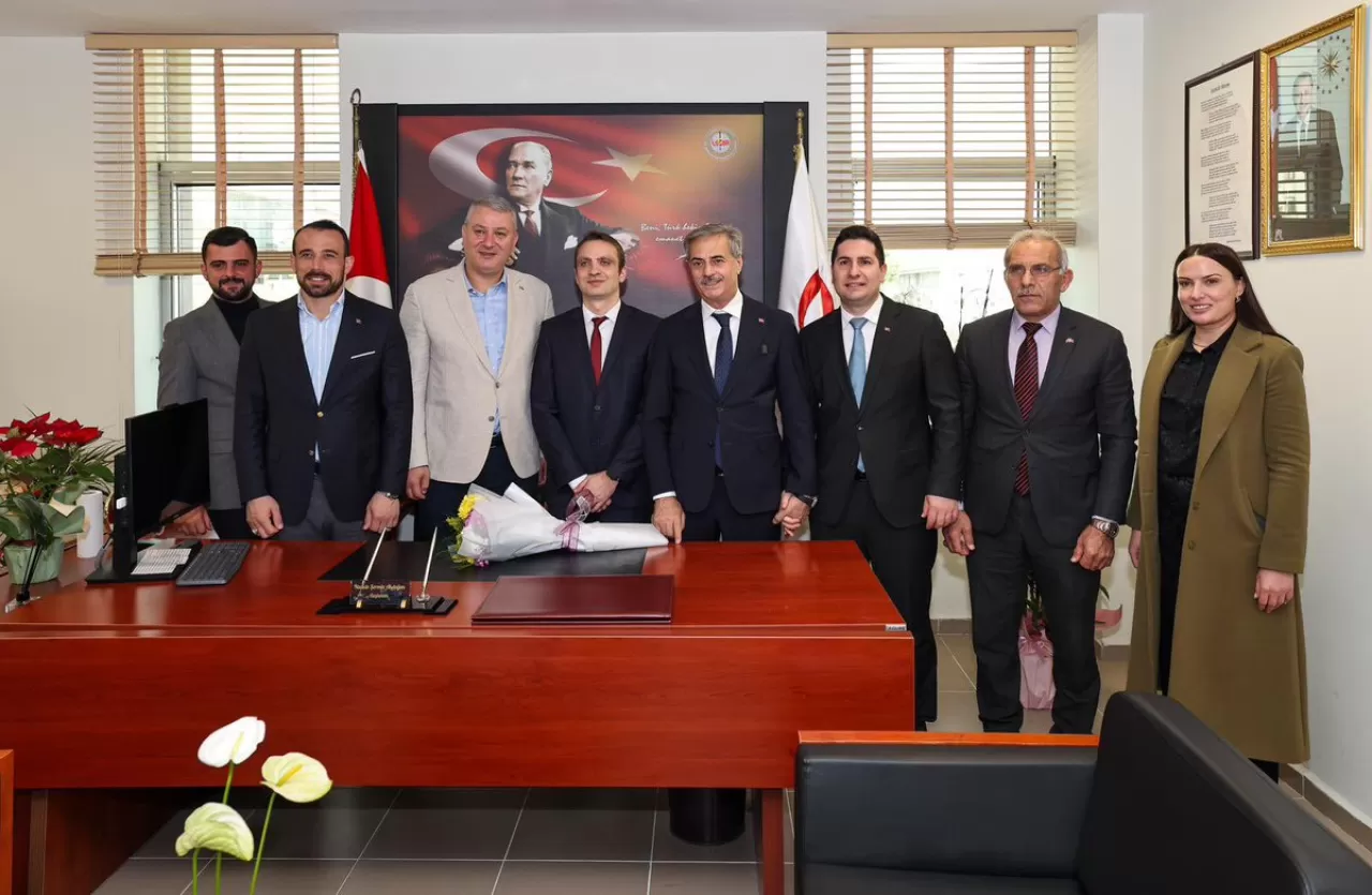 Sakarya'da Diş Hekimleri Günü ve Tıbbi Sekreterler Günü Kutlaması