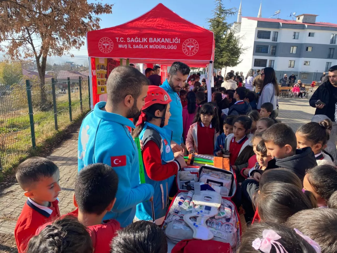 Muş'ta Varto Cumhuriyet İlkokulu'nda Sağlık Farkındalık Etkinliği Düzenlendi