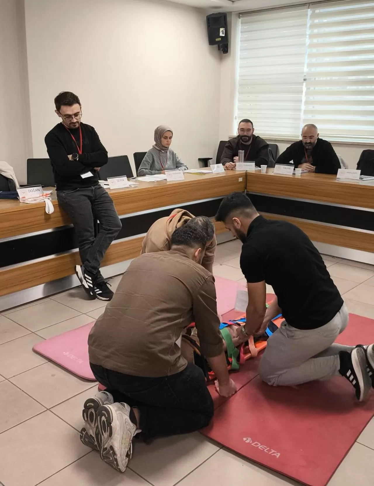 Rize'de Acil Sağlık Personeline Çocuklarda İleri Yaşam Desteği Eğitimi