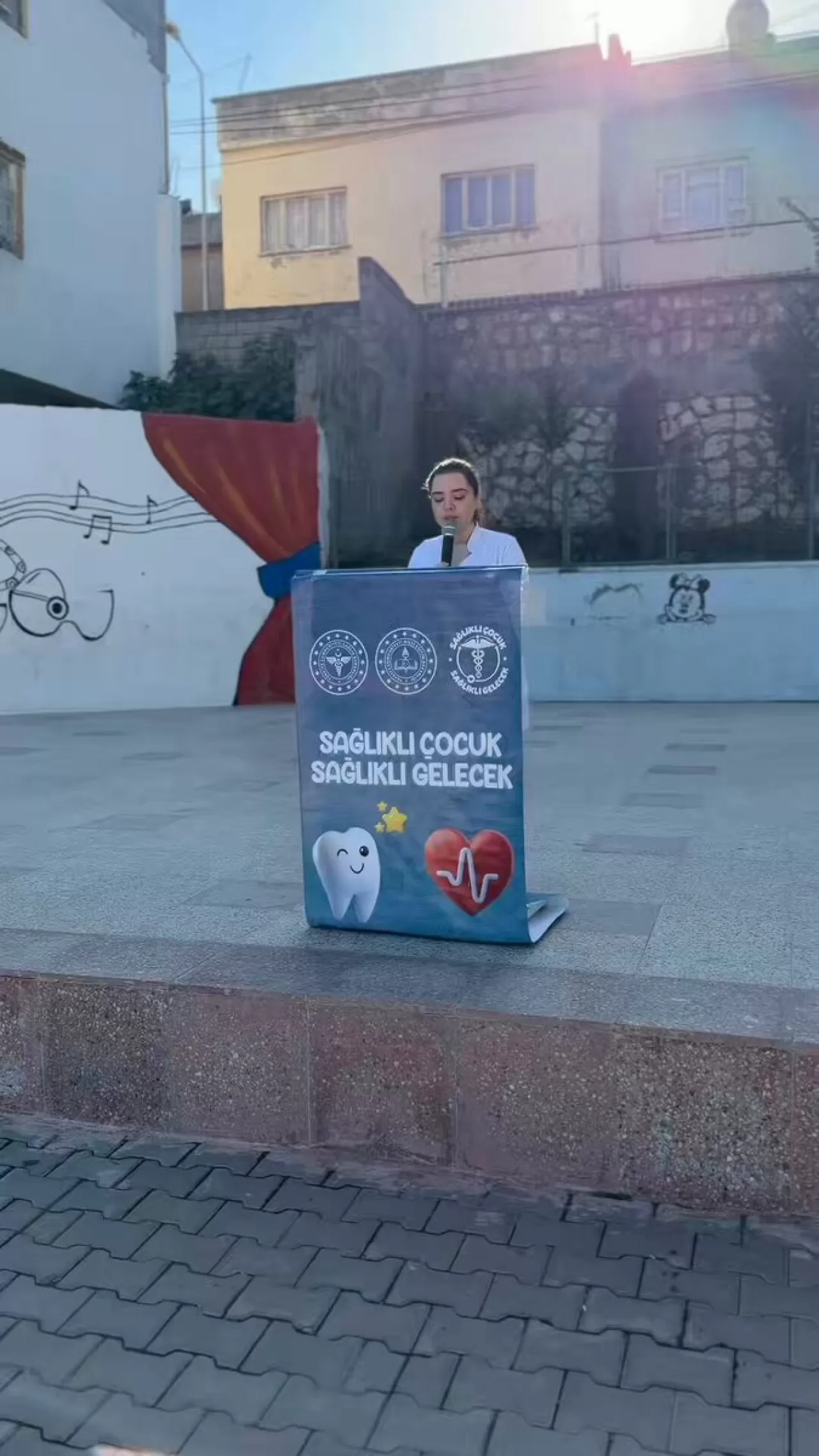 Siirt'te Cumhuriyet İlkokulu'nda Sağlıklı Gelecek Etkinliği Düzenlendi