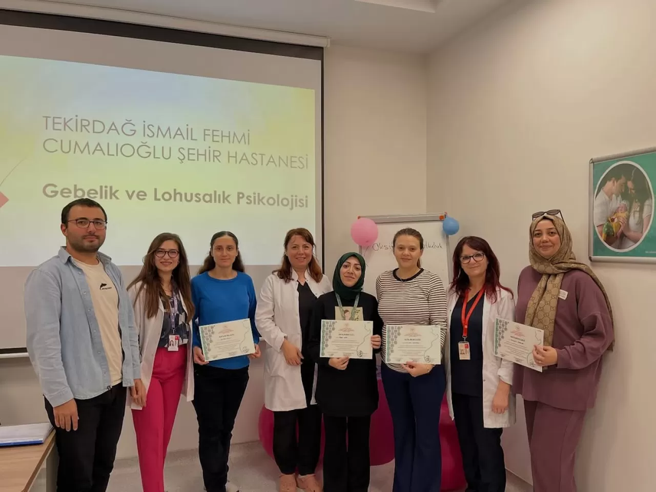 Tekirdağ Şehir Hastanesi'nde Anne Adayları Gebe Okulu'ndan Mezun Oldu