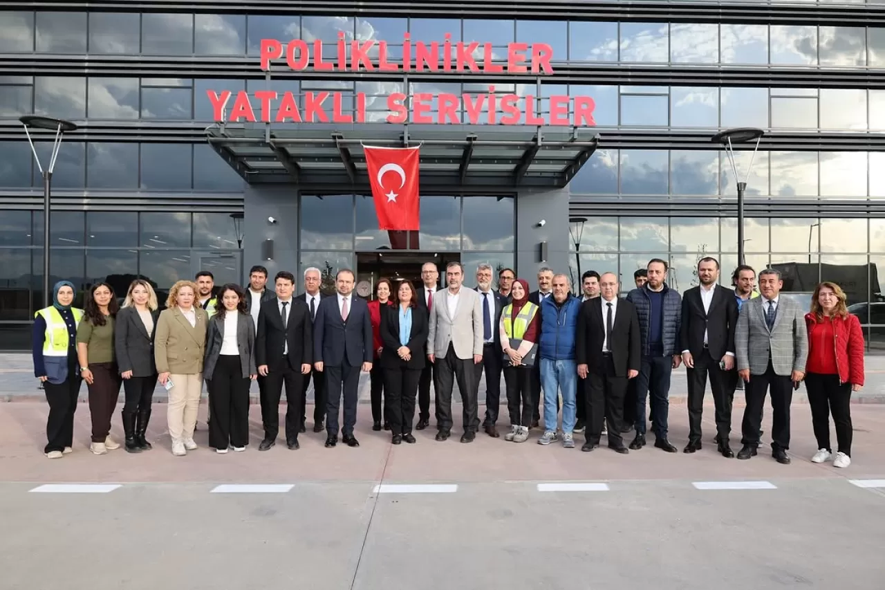 Aydın Şehir Hastanesi'nde Kapsamlı Ziyaret: Çalışmalar Yerinde İncelendi