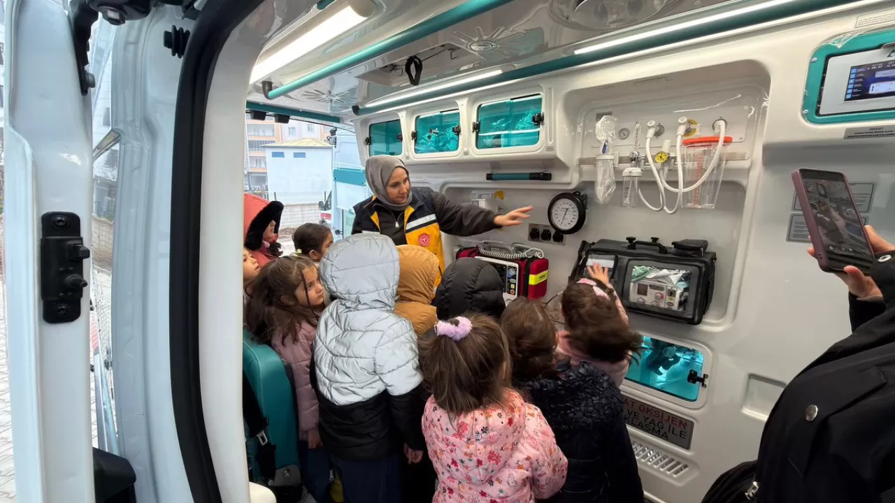 Muş'ta Minik Öğrenciler 112 Acil Servisi Tanıdı
