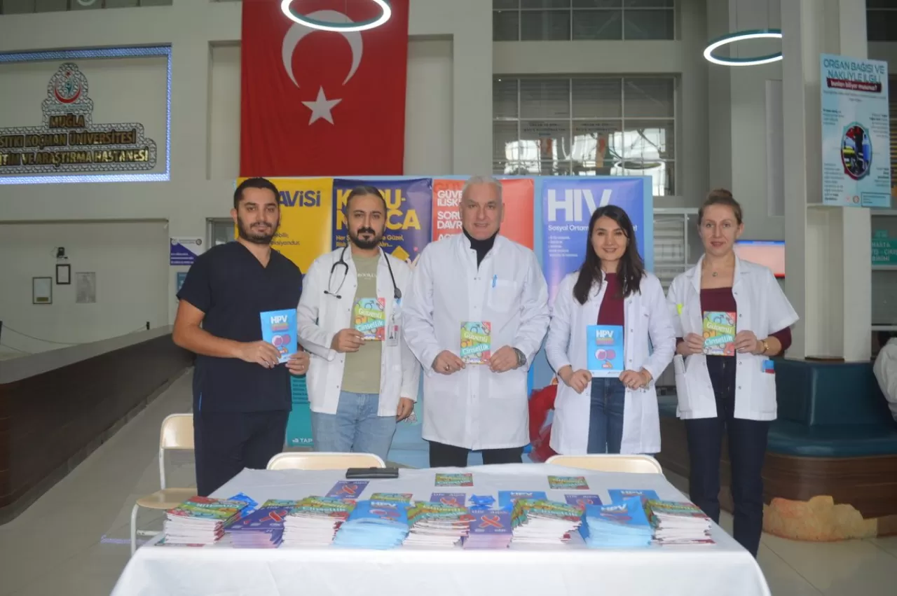 Muğla'da Dünya AIDS Günü'nde Farkındalık Etkinliği Düzenlendi